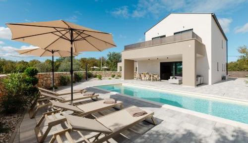 Villa with Private Pool
