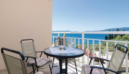 One-Bedroom Apartment with Terrace