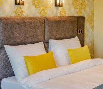 Double Room with Balcony (2 Adults + 1 Child)