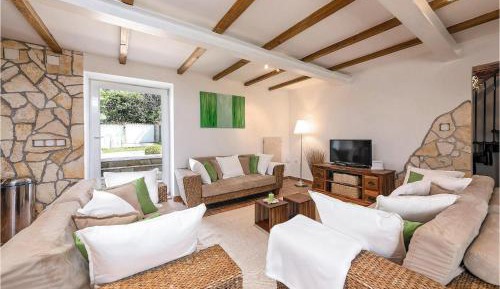 Four-Bedroom Vacation Home