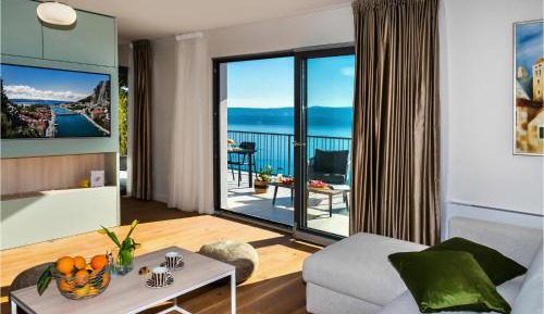 Three-Bedroom Vacation Home 