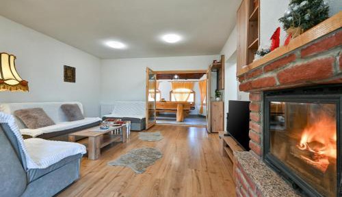 Three-Bedroom Vacation Home 