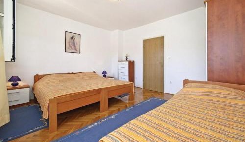 Two-Bedroom Apartment with Terrace and Sea View