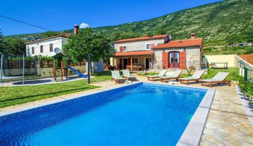 Four-Bedroom Vacation Home