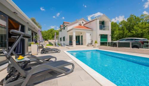 Four-Bedroom Vacation Home