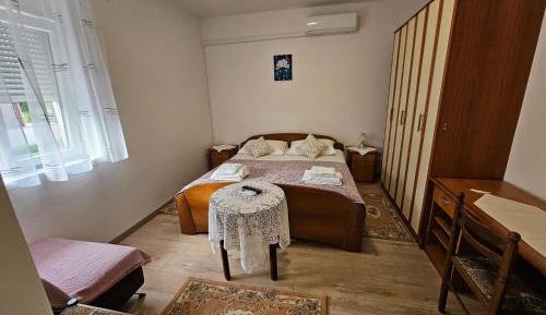 One-Bedroom Apartment with Terrace