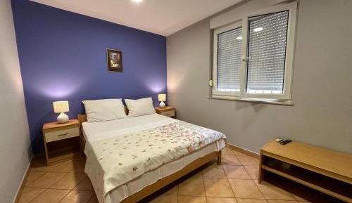 Studio Apartment with King Bed