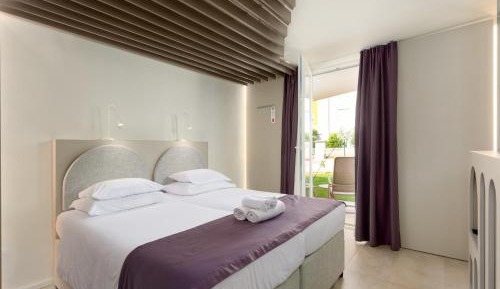 Double or Twin Room with Balcony