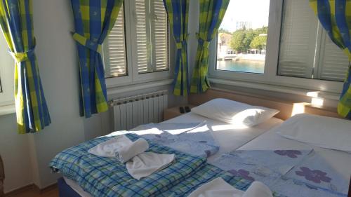 Triple Room with Sea View - 3rd Floor
