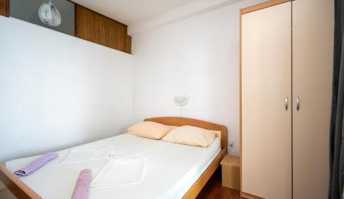 Two-Bedroom Apartment with Terrace and Sea View