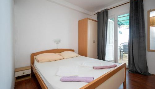 Two-Bedroom Apartment with Terrace and Sea View