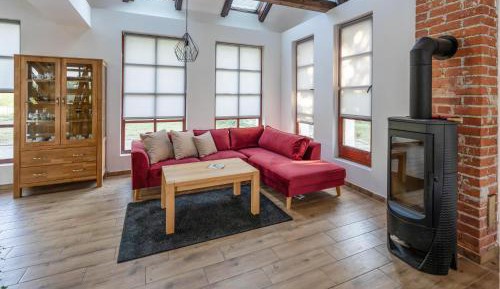 Three-Bedroom Vacation Home 