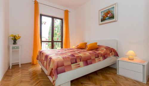 Two-Bedroom Apartment with Balcony