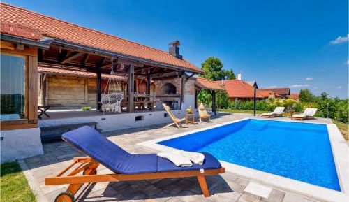 Three-Bedroom Vacation Home 