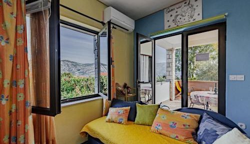 One-Bedroom Apartment with Terrace and Sea View