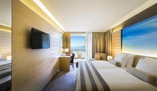 Superior Twin Room with Sea View