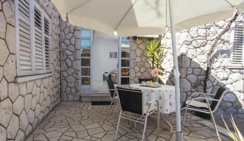 Studio with Terrace and Sea View