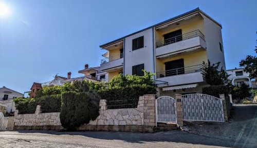 Apartment with Sea View
