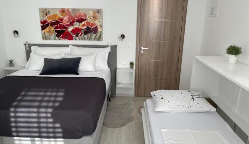 Large Double Room
