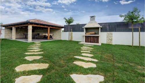 Five-Bedroom Holiday Home
