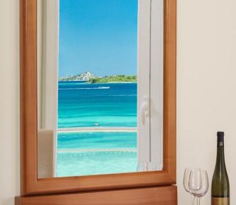 Suite with Balcony and Sea View