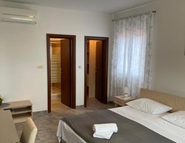 Triple Room with Mountain View