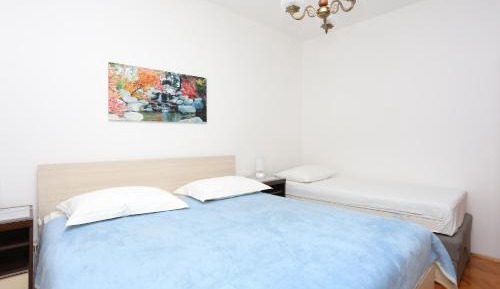 One-Bedroom Apartment with Terrace