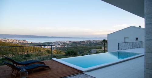 Villa with Sea View