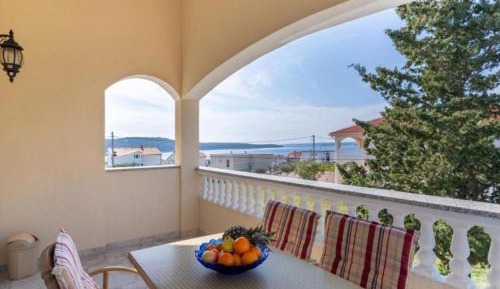 One Bedroom Apartment with Terrace