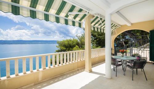 Apartment with Sea View