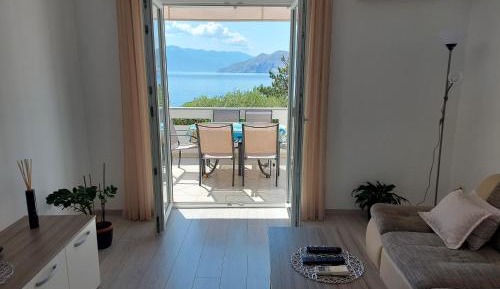 Apartment with Sea View