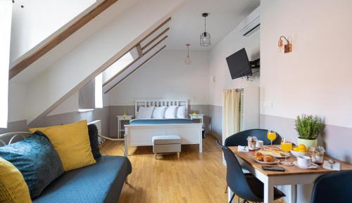 Studio Apartment