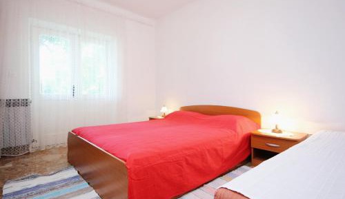 Two-Bedroom Apartment with Terrace and Sea View