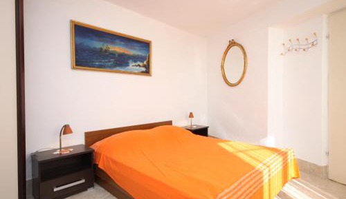 One-Bedroom Apartment with Terrace and Sea View