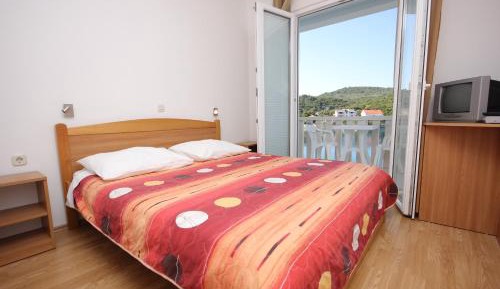 Double Room with Balcony and Sea View