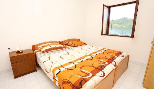 Two-Bedroom Apartment with Terrace and Sea View