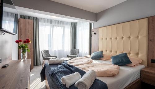 Deluxe Double Room with Extra Bed