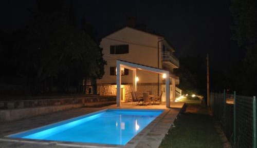 Standard Villa