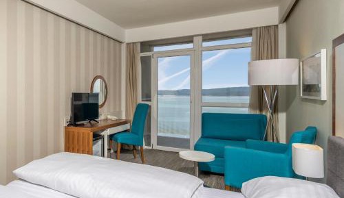 Superior Double or Twin Room with Sea View and Balcony