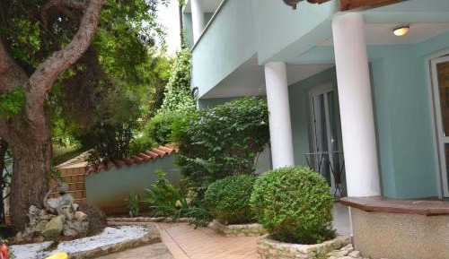 Two-Bedroom Apartment with Terrace