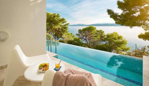  Standard Double Room Swim Up with Sea View