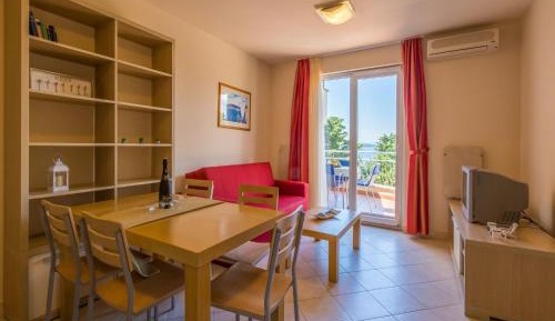 Two-Bedroom Apartment with Garden View