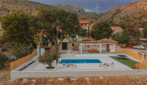 Villa with Private Pool