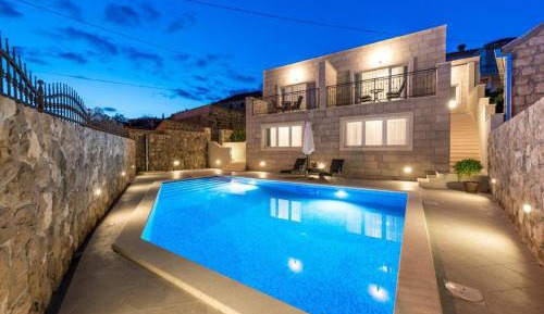 Four-Bedroom Villa with Private Pool