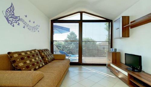 Apartment with Terrace