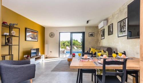 Two-Bedroom Apartment Standard