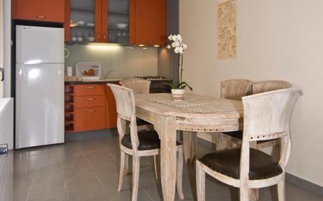 Two-Bedroom Apartment with Garden