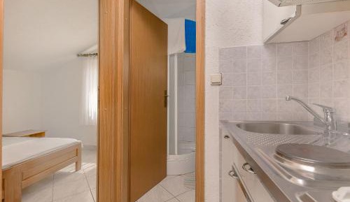 One-Bedroom Apartment with Balcony