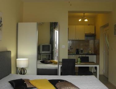 Studio with Balcony and Sea View