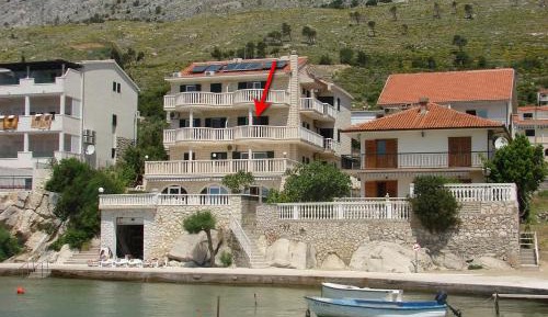 Studio with Balcony and Sea View	